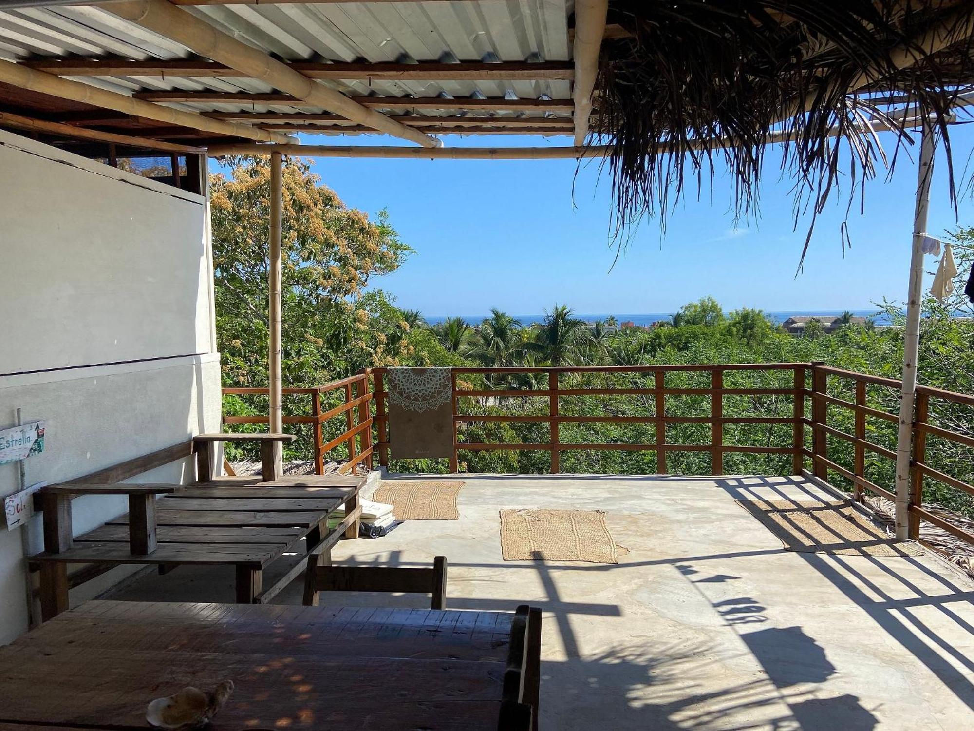 Mixtli Ecohouse, Habitaciones Sol & Luna - Starlink Internet San Pedro Pochutla Exterior photo